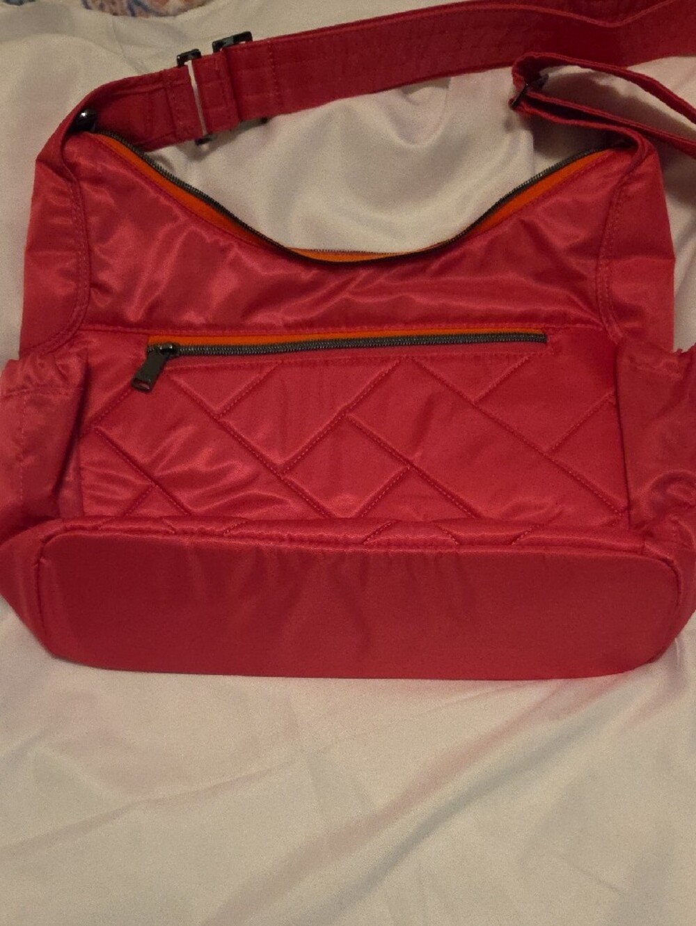 lug Camper Se Shoulder Bag in Pink - Picture 2 of 5